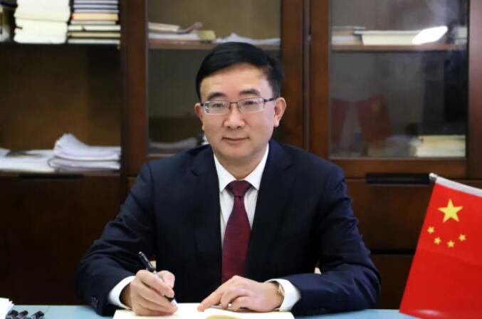 公司党委书记陆相东获评四川省五一劳动焦芈